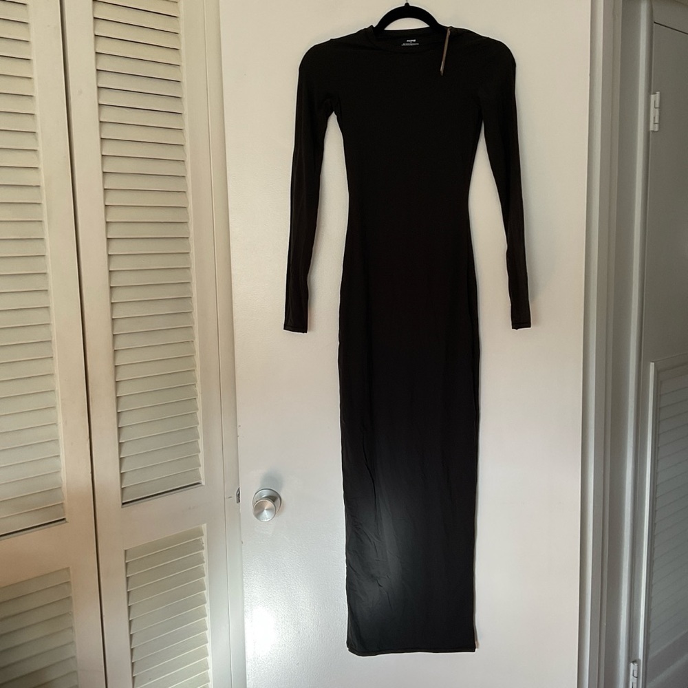 Skims crew neck long sleeve dress